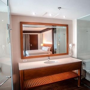 Sea Suite